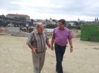 Prohlídka stavby vodní elektrárny na pomezí Vědomic a Roudnice nad Labem
