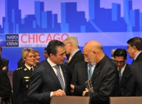 Generální tajemník NATO Rasmussen a afghánský prezident Karzáí