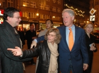 Setkání s Billem Clintonem na Národní třídě v Praze (2005))